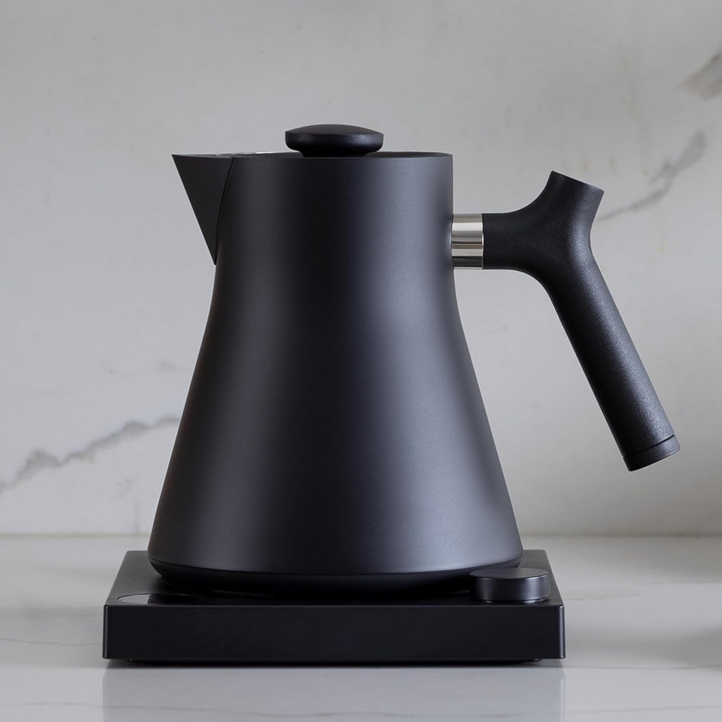 Fellow Corvo EKG Pro Electric Tea Kettle Matte Black-0.9 Liter